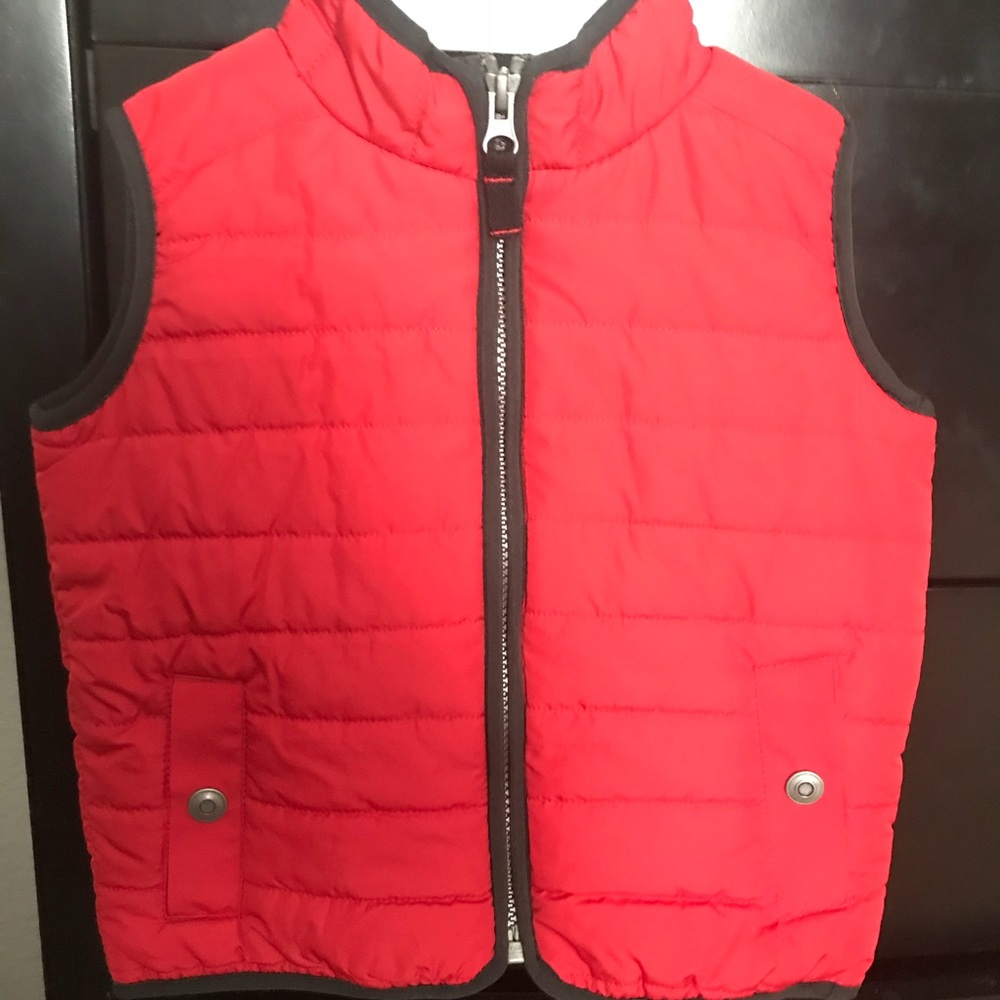 Boy or girl red vest 24 months